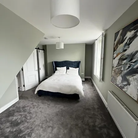 Casa de Férias 4 Bedroom House Sleeps 8 Next To Aviva Stadium And Landsdown Stadium Dublin