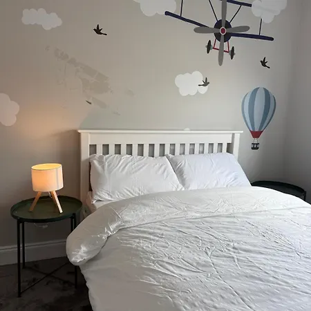 Сasa de vacaciones 4 Bedroom In 4 Dublín