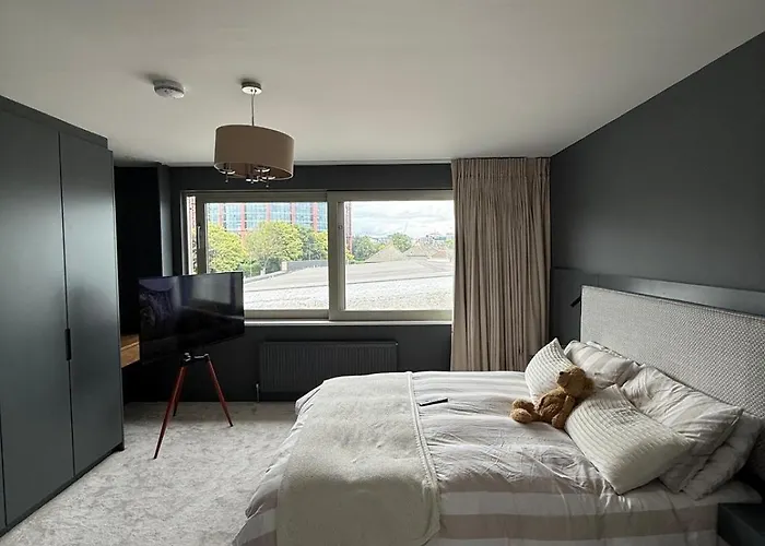 4 Bedroom In 4 * Dublin